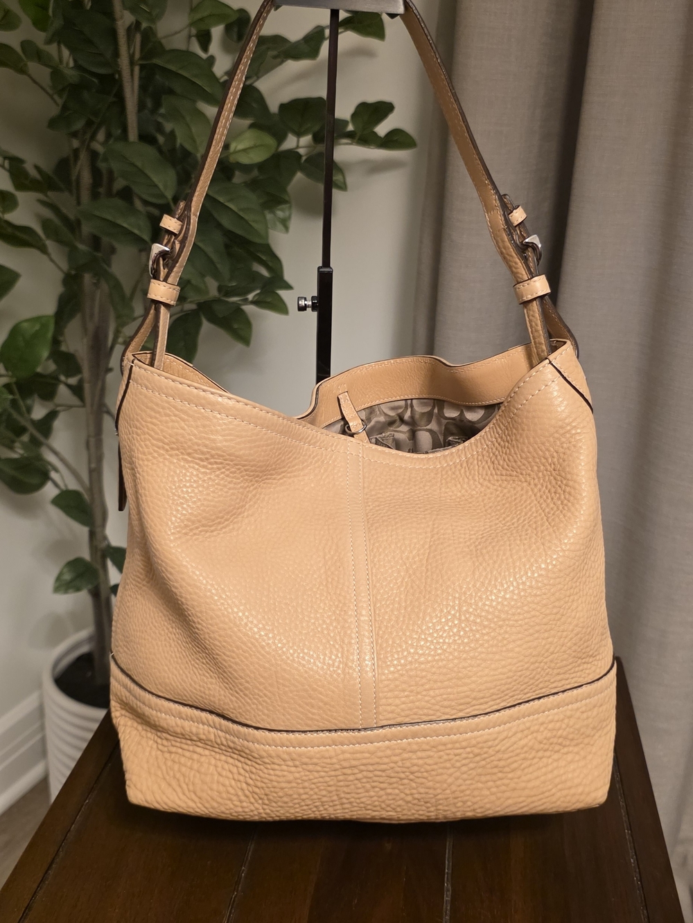 Coach Vintage Soft Milled Slouchy Hobo 5715 - Picture 4 of 9
